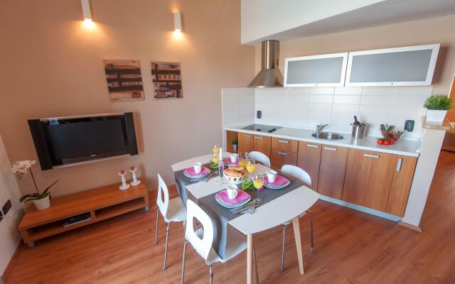 Apartment Ivan - great location: A2 Poljana, Island Ugljan