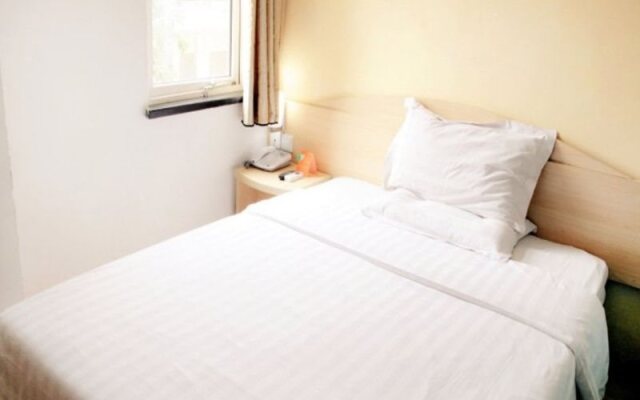 7 Days Inn Xian Huaqing Pond Lintong