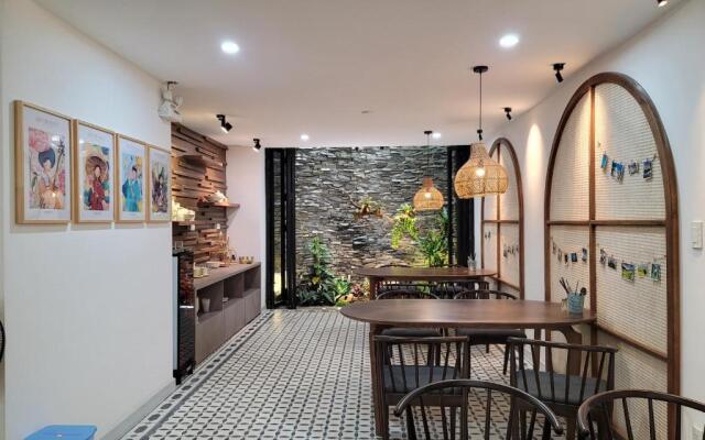 Wings House 2
