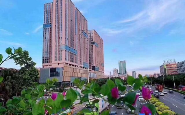 Bangtuo Meinuo Executive Apartment (Shenzhen Wanda Plaza)
