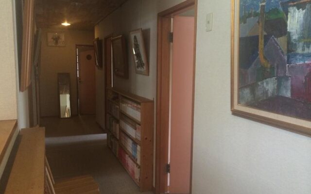 Petit Pension Yes No