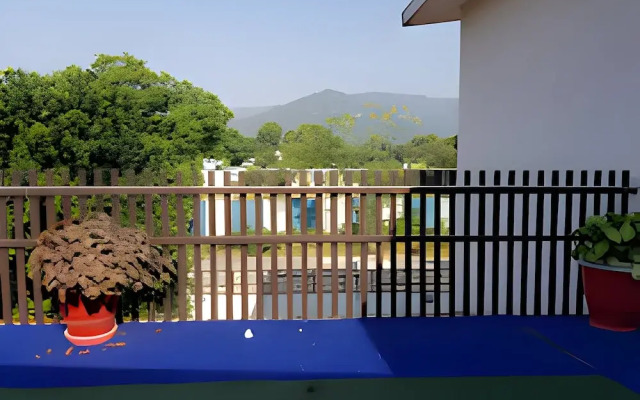 Trail Residency Guest House