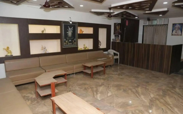 OYO 3737 Hotel City Palace