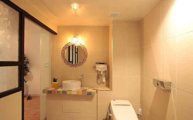 Art 1 Hotel