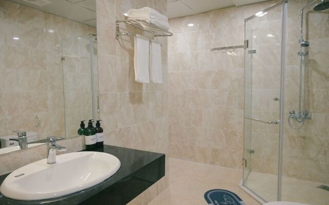 HB Serviced Apartment - Lac Long Quan
