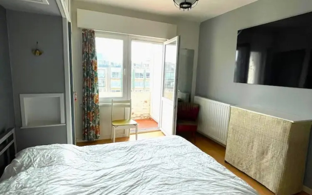 Apartment for 5 People With sea View