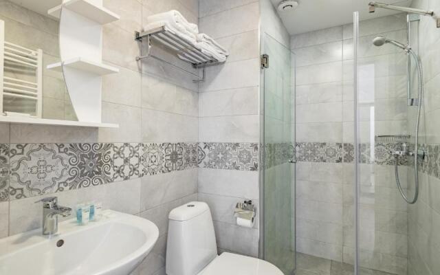 Kokhta Plaza Boutique Hotel