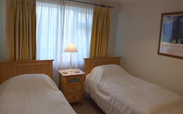 Croft Court 32