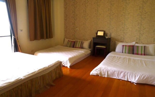 Amicasa Guesthouse