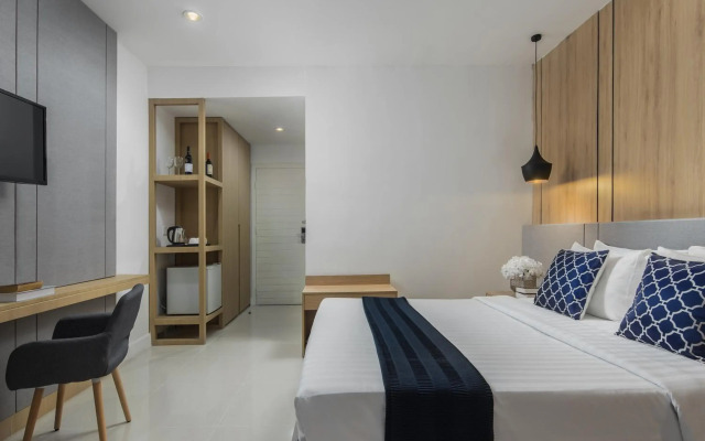 Altos Hotel