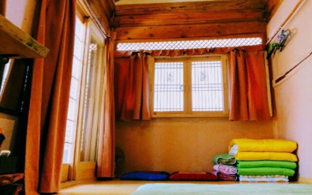 Jeonju Dalbityang Guest House