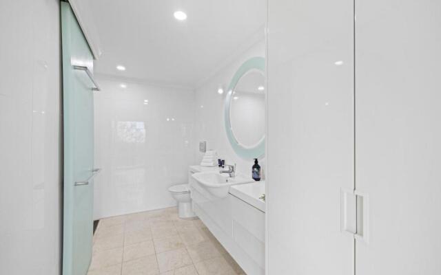 Solitary Views at Sapphire