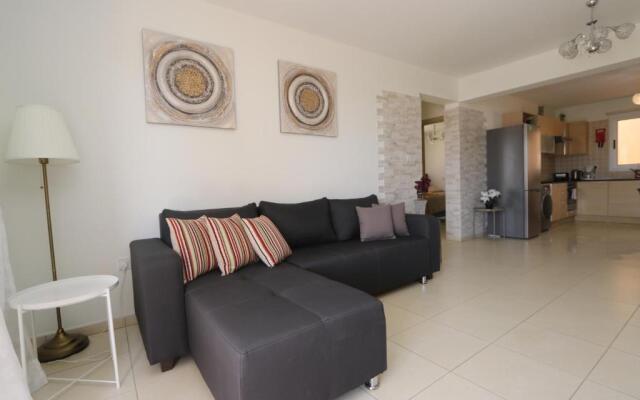 Nissi 3 View Holiday 2 Bedroom Apartment