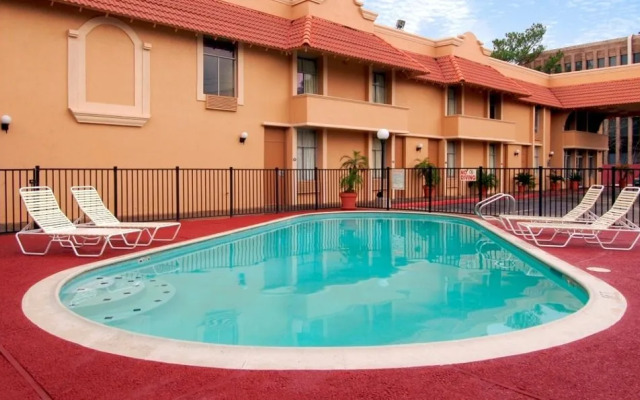 Memorial Inn and Suites
