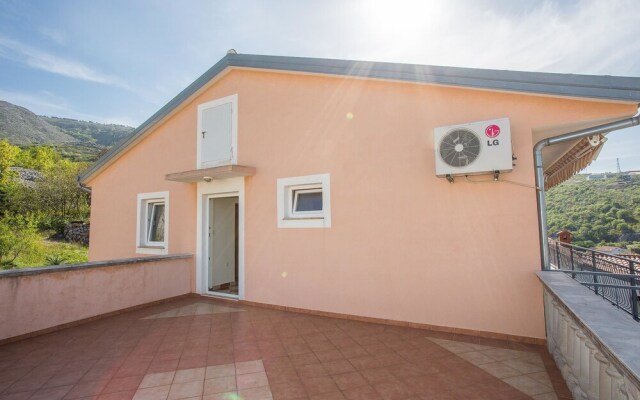 Apartments Biondić / One Bedroom A2+1 D