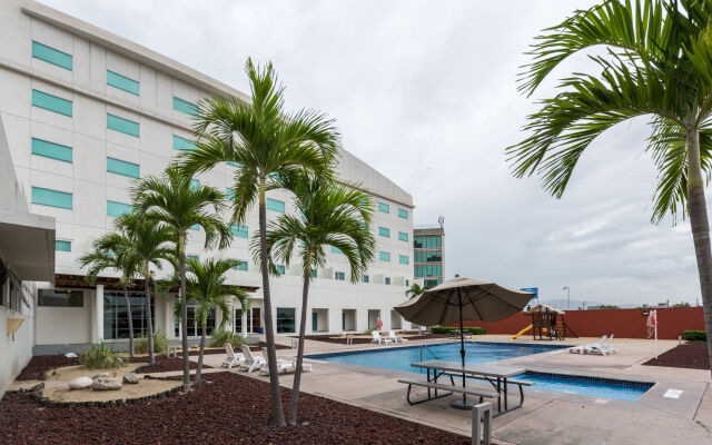 Holiday Inn Express Manzanillo, an IHG Hotel