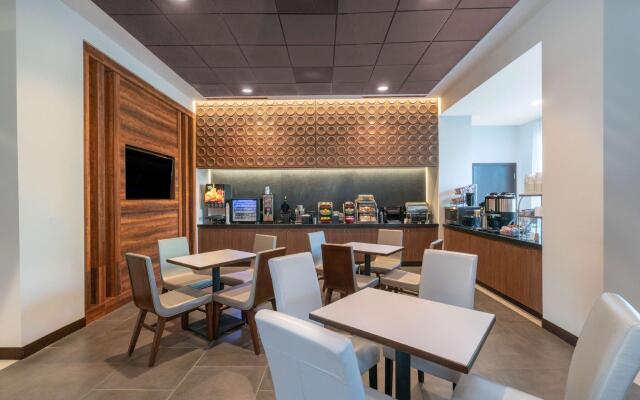 Hampton Inn San Jose Cherry Ave