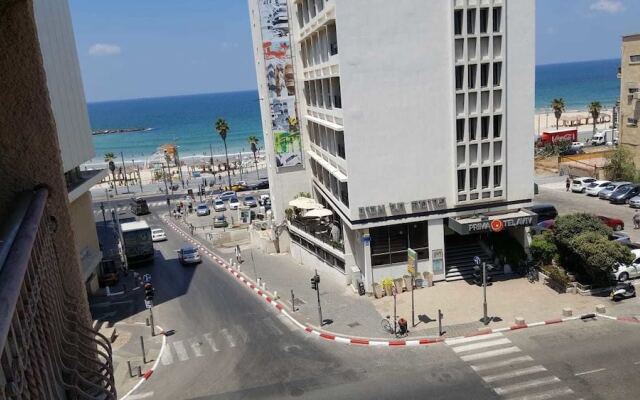 The Home Apartments Tel Aviv