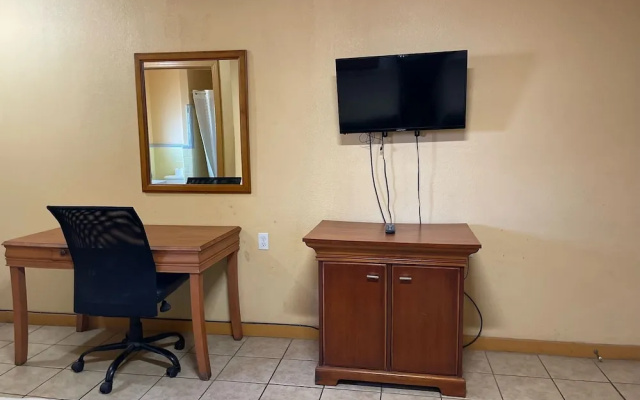 Budget Inn Motel
