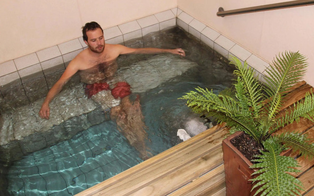 Aura Accommodation