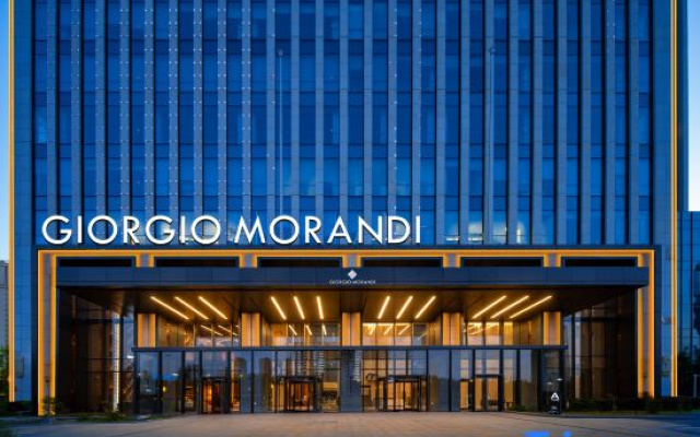 Hotel George Morandi (Urumqi Tianshan International Airport High-speed Railway Station)