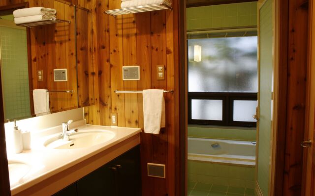Lakehouse At Toyako