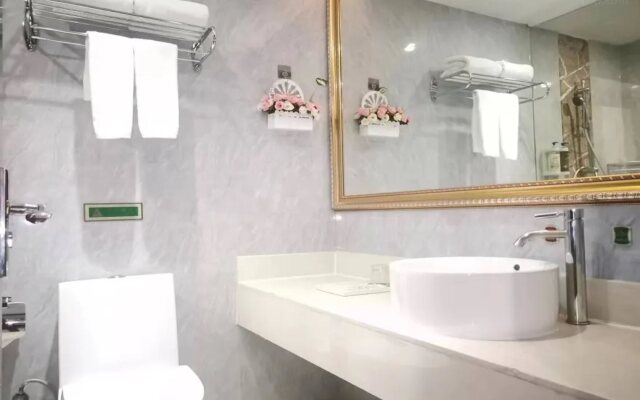 Vienna Hotel (Huizhou Yanda Avenue)