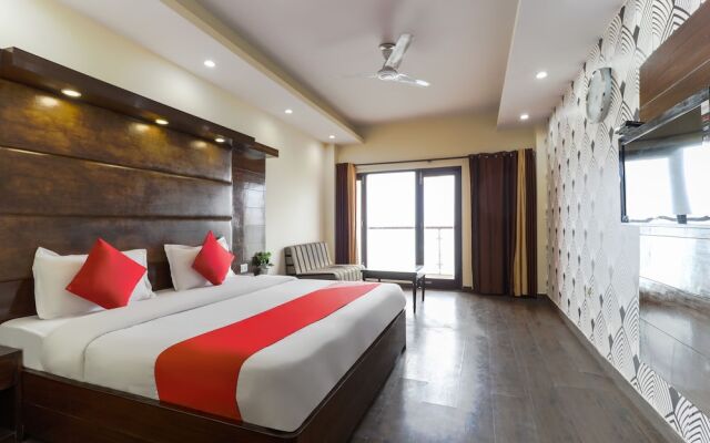 OYO 7251 Hotel Palazzo