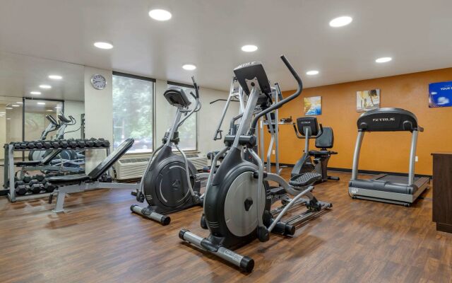 Comfort Inn Charlotte Airport Uptown