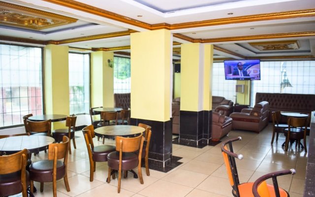 Louis Montfort Grand Resort - Mombasa