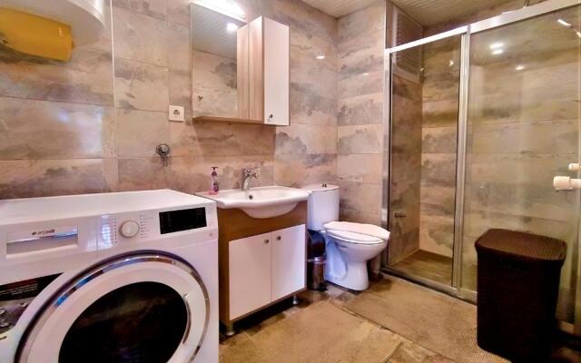 Attractive Flat in Antalya Muratpasa