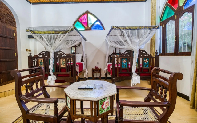 Tembo House Hotel