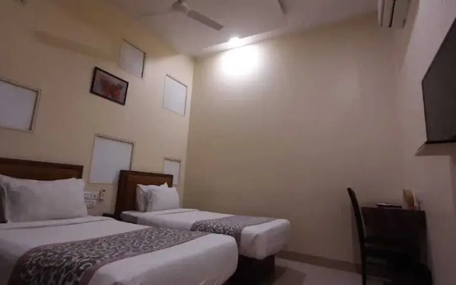Vijaya Tej Clarks Inn