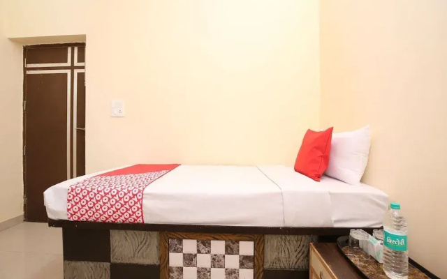Hotel Royal Lifestyle By OYO Rooms