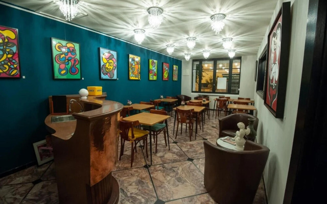 Hotel L'Atmosphere
