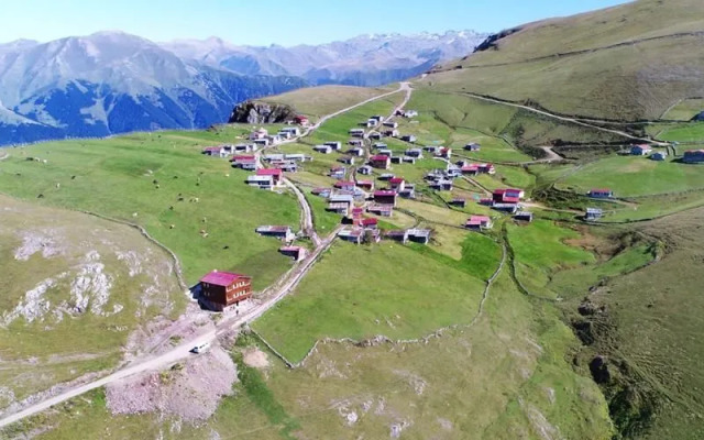 Migroras Otel & Restaurant - Karestel Yaylasi