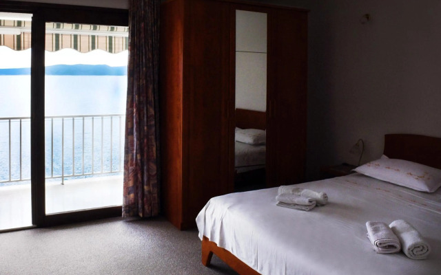 Punta Rata apartment