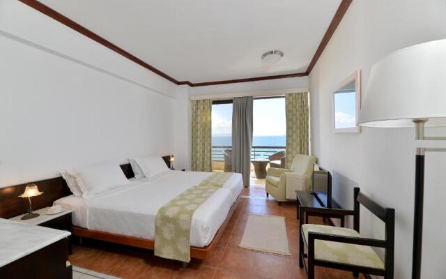 Limira Mare Hotel