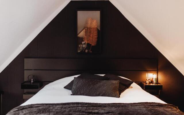 Tropical - In the Woods