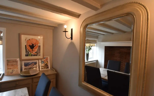 Rose Mullion Cottage