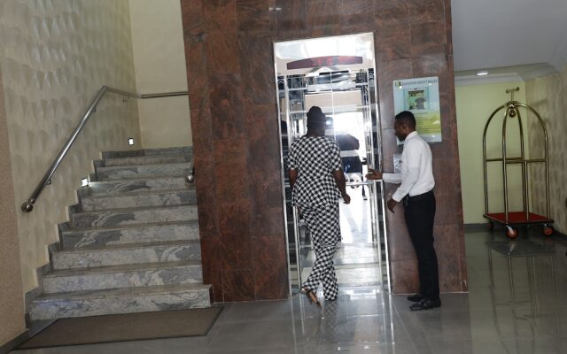 Glo-ran Hotel and Event Place