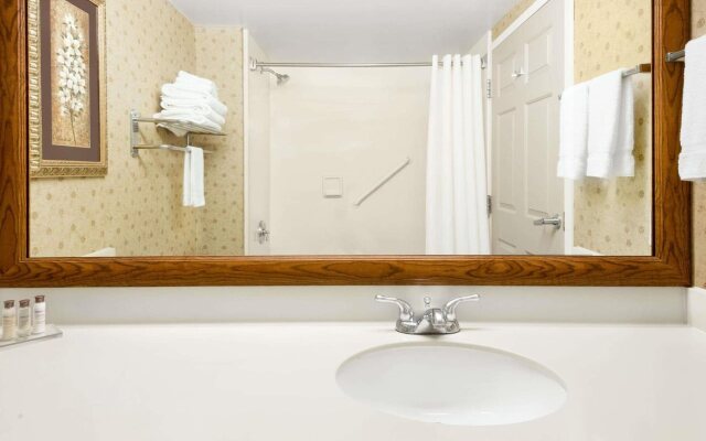 Spark by Hilton Mechanicsburg