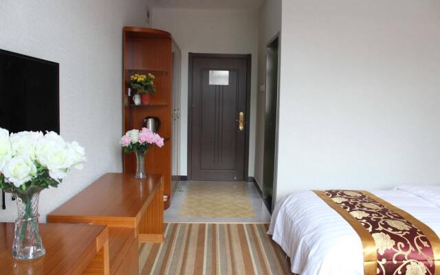 169 Hotel