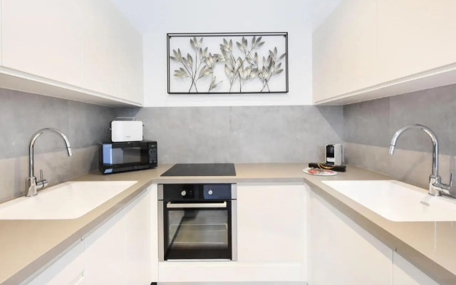 Beautiful 2BR Penthouse in Mendele 7 by HolyGuest