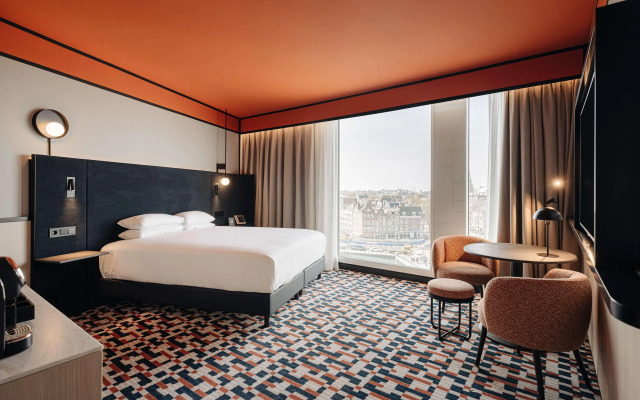 DoubleTree by Hilton Amsterdam Centraal Station