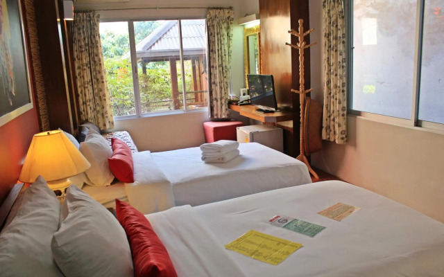 Villa Cha Cha Banglumphu