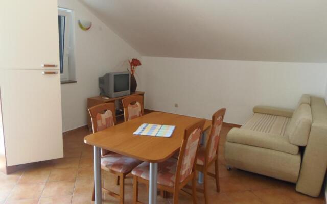 Apartment House Nono