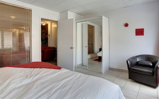 MTLVacationRentals - The Entertainer