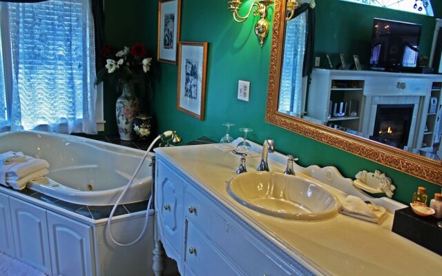 The Arcadian Inn Bed & Breakfast