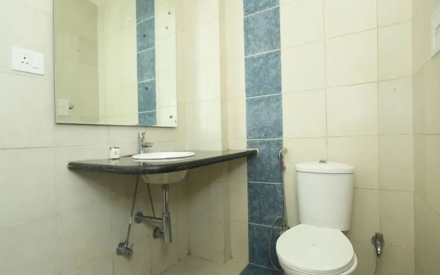 OYO 5285 Apartment Impact Associates